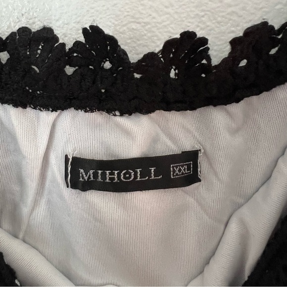 Women’s Black Lace Overlay Goth Dress Bell Sleeve Size XXL 2XL - Picture 4 of 6